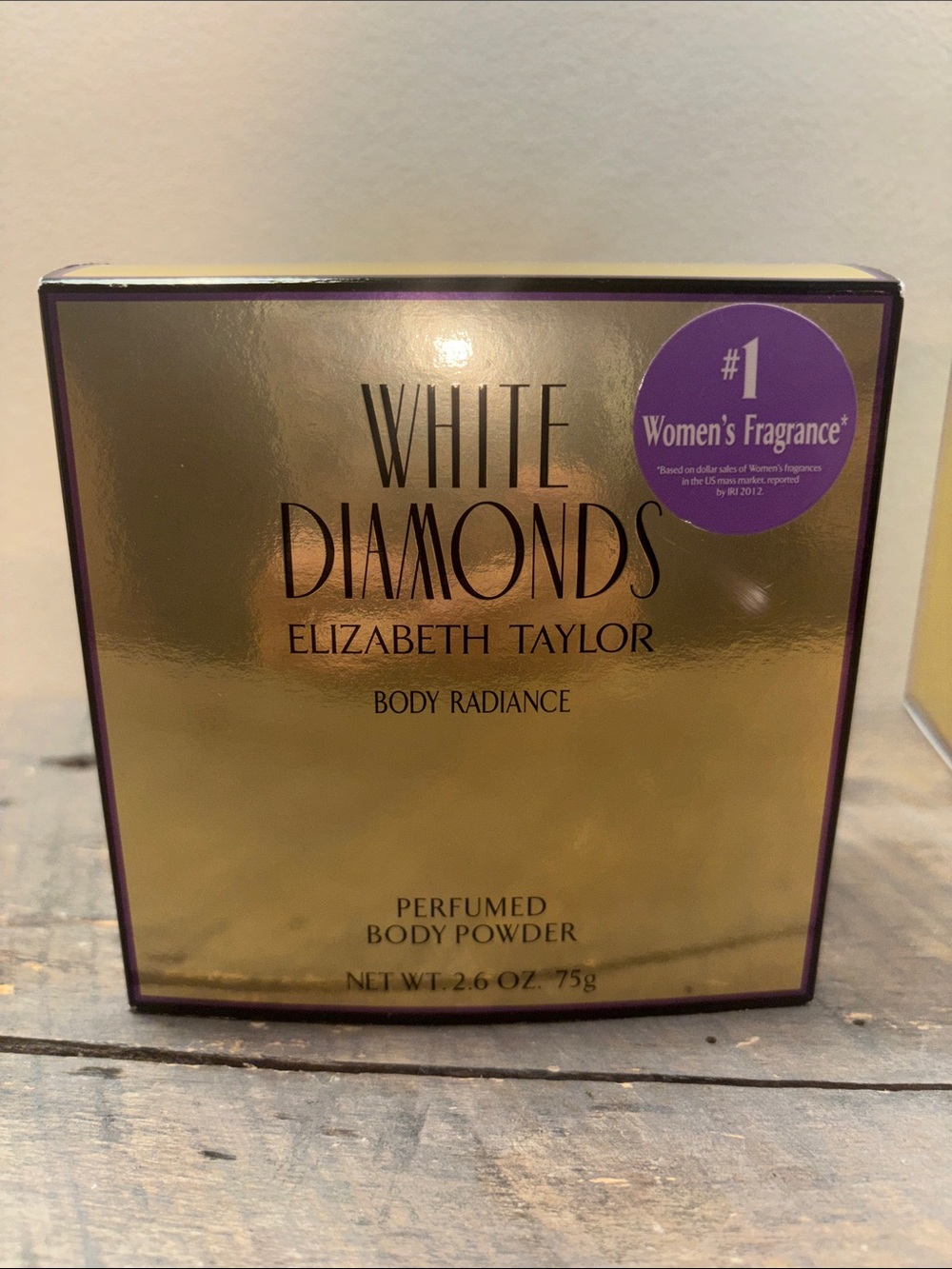 Elizabeth Taylor White Diamond Body Radiance Perfume Body Powder 2.6 oz.